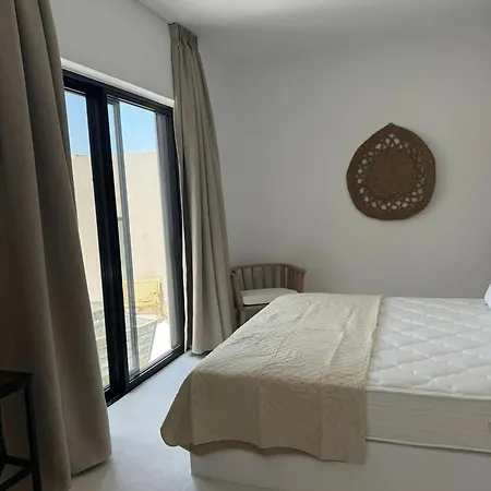 Gr - La Punta Mikri Villa Pláka