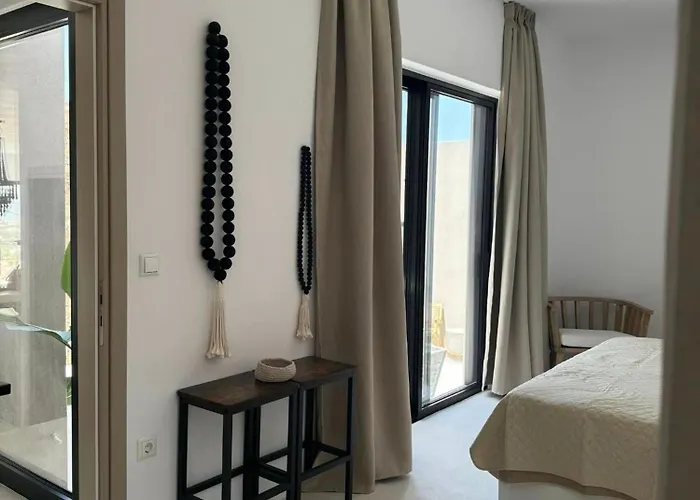 Gr - La Punta Mikri Villa *