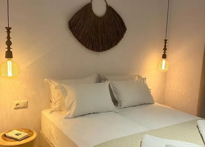 Gr - La Punta Mikri * Pláka